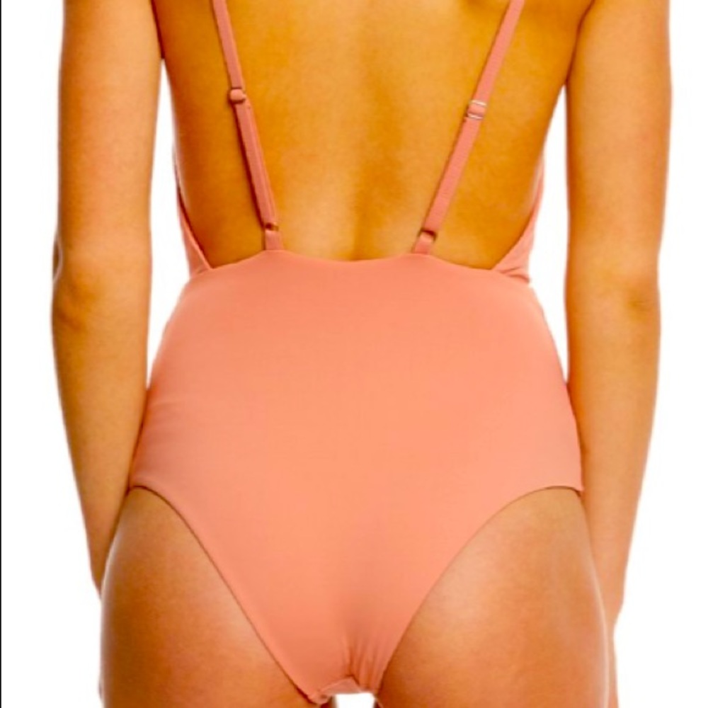 TAVIK DREW PLUNGING V NECKLINE ONE PIECE SWIMSUIT IN ROSE DAWN SIZE SMALL - Picture 8 of 16